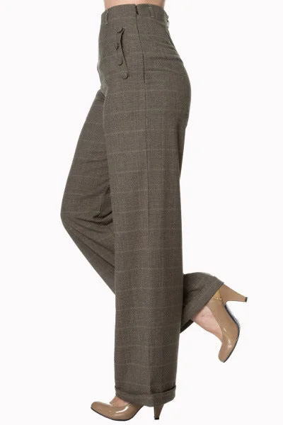 Men's Straight-Leg Jeans for a Classic FitStyle Crush Trousers