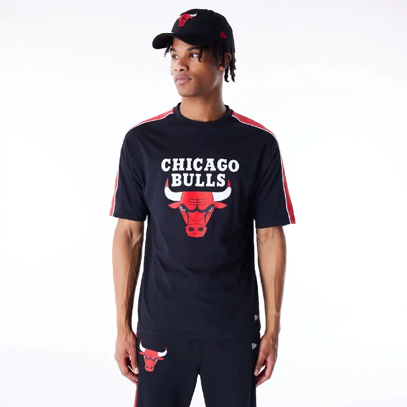 Men's Shirts with Floral PrintsChicago Bulls NBA Panel Black Oversized T-Shirt