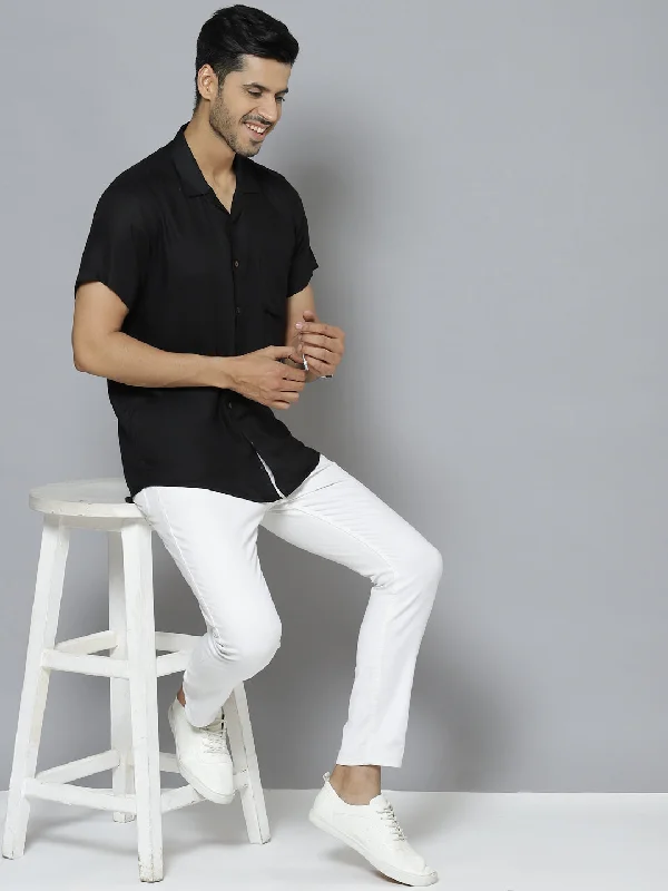 Men's Hawaiian Print Shirts for Luau PartiesMen Black Solid Smart Slim Fit Casual Shirt