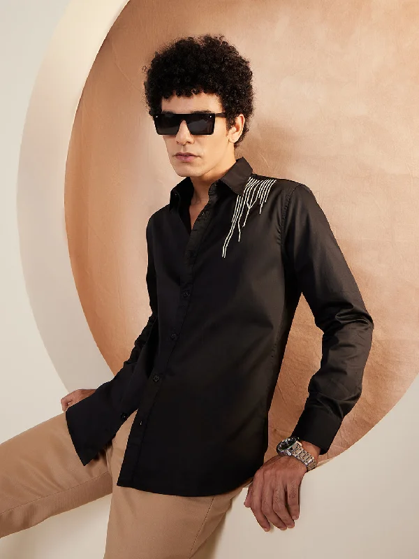 Men's Scoop Neck T-Shirts for a Relaxed FeelDENNISON Smart Spread Collar Embroidered Cotton Party Shirt
