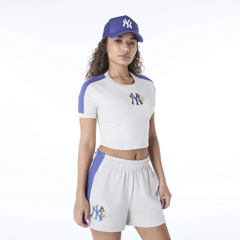 Men's Shirts with Wingtip CollarsNew York Yankees Womens MLB Floral Light Beige T-Shirt