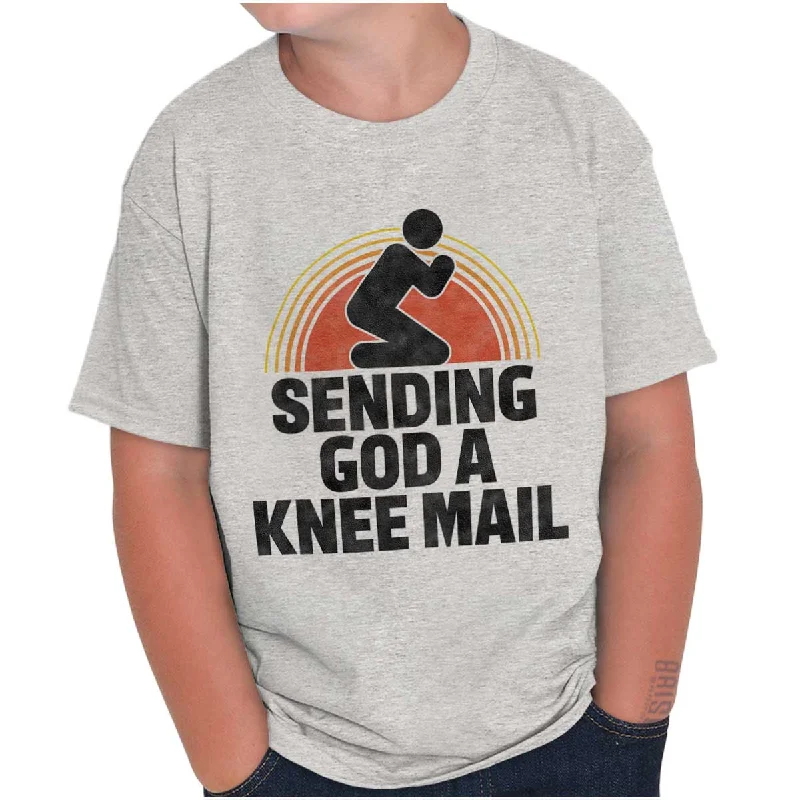 Men's Long-Sleeve Shirts for Year-Round WearSending God A Knee Mail Youth T Shirt