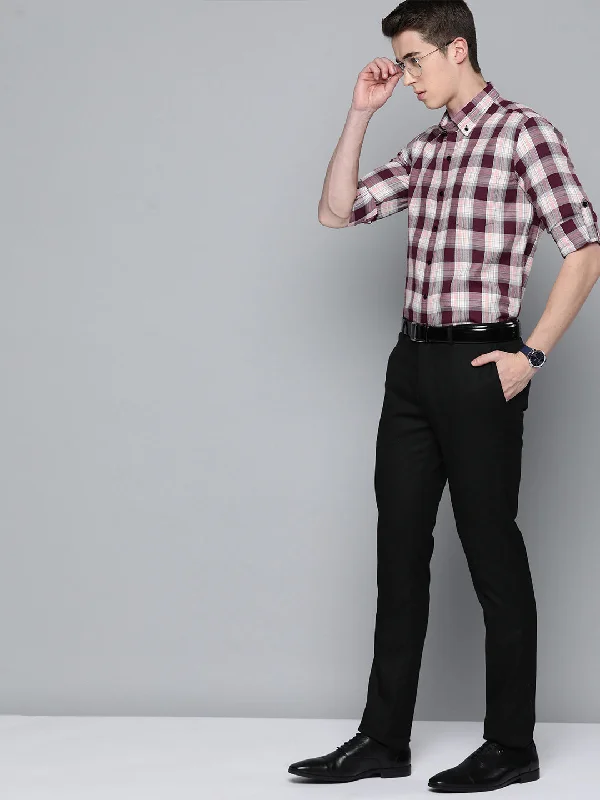 Men's Monochrome Shirts for a Minimalist VibeMen Smart Slim Fit Tartan Checks Formal Shirt