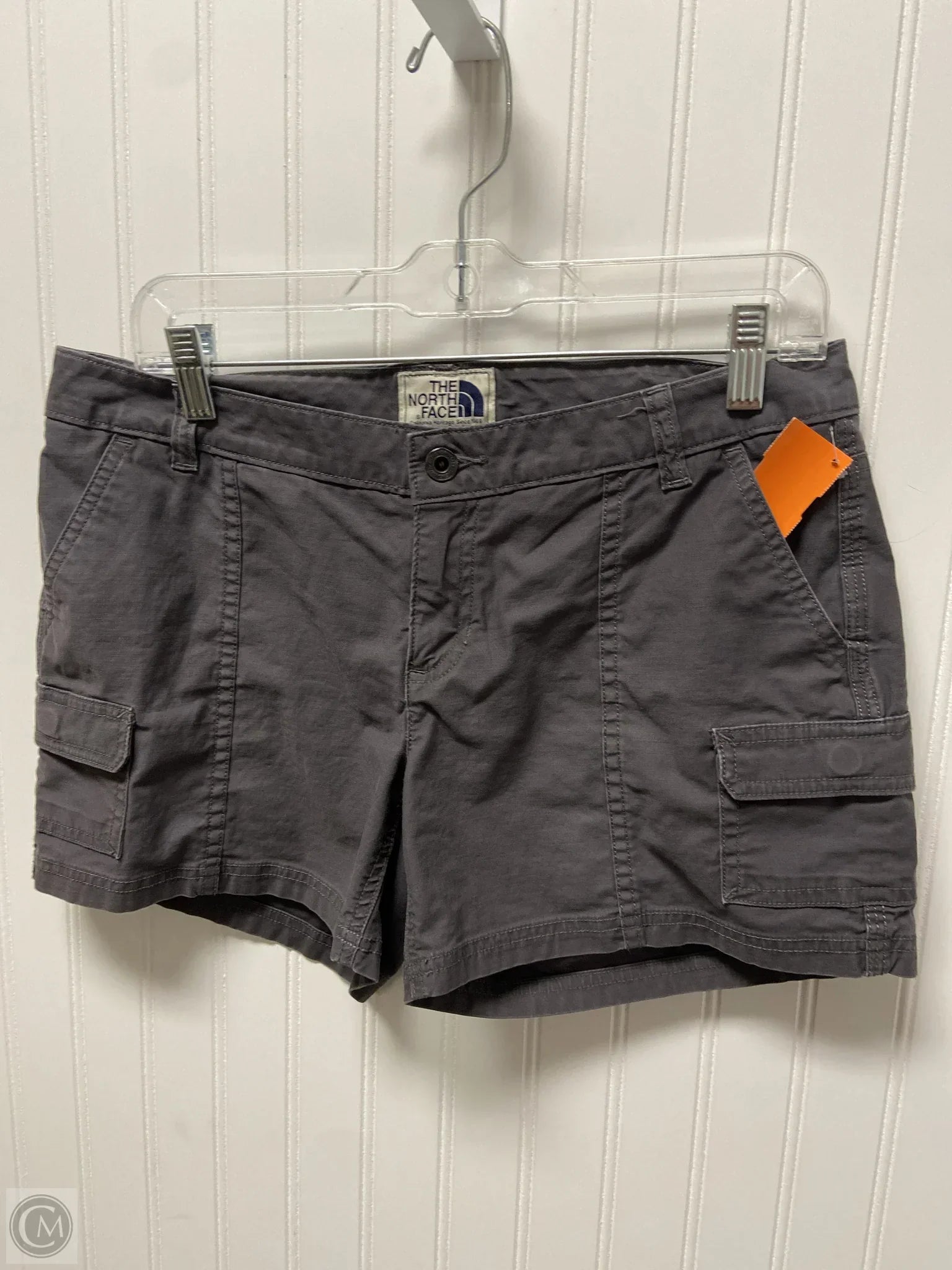 Men's Pants with Flat-Front DesignsShorts By The North Face In Grey, Size: 10