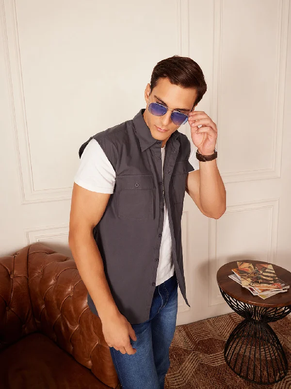 Men's V-Neck T-Shirts for a Flattering ShapeDENNISON Smart Sleeveless Cotton Casual Shirt