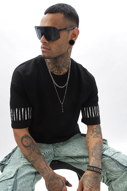 Men's Short-Sleeved ShirtsNeedleTrack Black Dropshoulder Tee