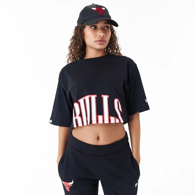 Men's Shirts with Appliqué DetailsChicago Bulls Womens NBA Team Wordmark Black Crop T-Shirt