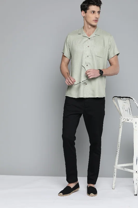 Men's Smart Casual Shirts for Business Casual SettingsMen Olive Green Cotton Twill Slim Fit Casual Shirt