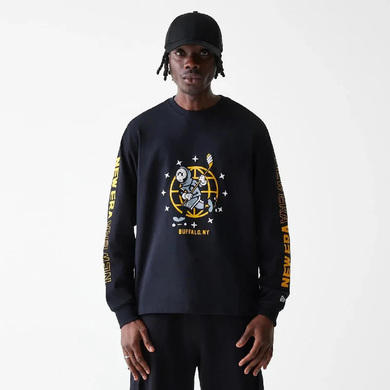 Men's Three-Quarter Sleeved TopsNew Era Street Dangle Black Long Sleeve T-Shirt