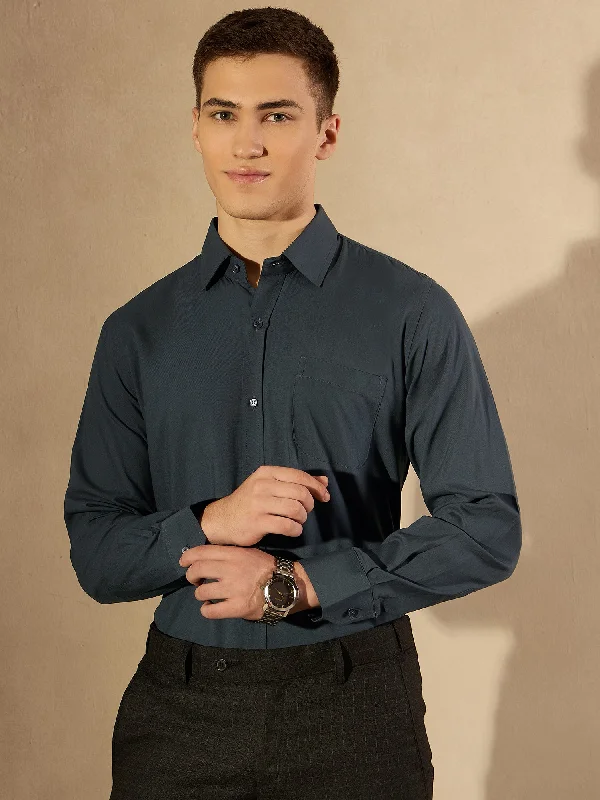 Men's Short-Sleeve Shirts for Warm WeatherDENNISON Men Dark Grey Solid Formal Shirt