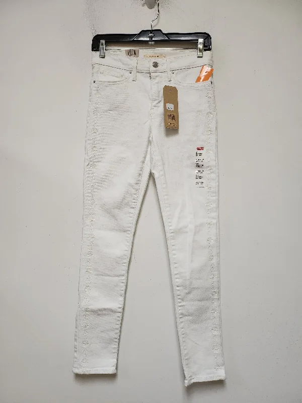 Sun-Protective Beach HatsJeans Skinny By Levis In White Denim, Size: 4