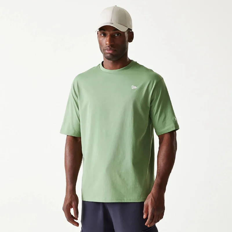 Durable Men's Work ShirtsNew Era Essential Green Oversized T-Shirt