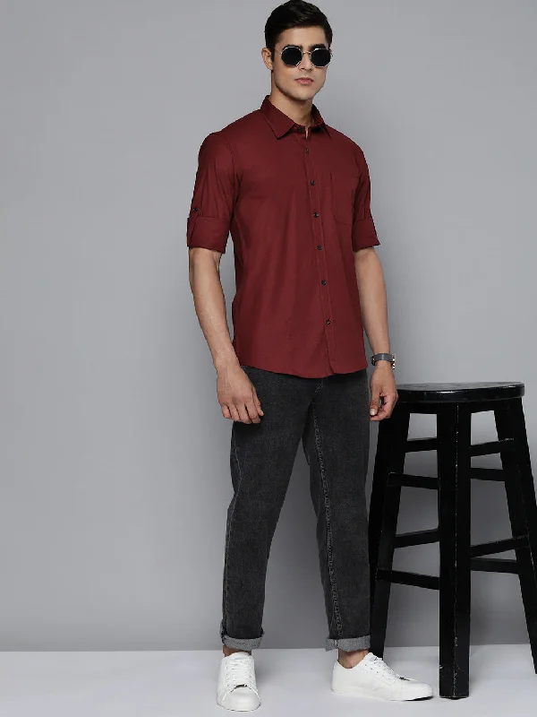 Men's Denim Shirts for a Rugged LookDENNISON Men Maroon Solid Pure Cotton Smart Slim Fit Casual Shirt