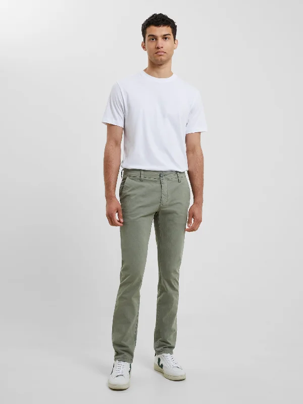 Versatile Men's ShortsChino Trousers