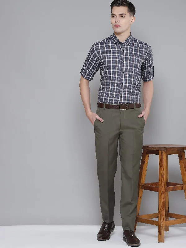 Men's Easy-Care Shirts for Busy LifestylesMen Charcoal Grey Smart Slim Fit Checked Formal Shirt