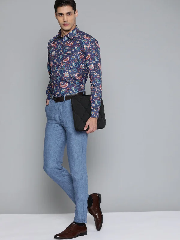 Men's Hawaiian Shirts for a Tropical VibeMen Navy Blue Smart Slim Fit Paisley Printed Formal Shirt