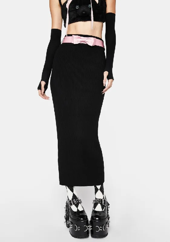 Black Knitted Skirt With Pink Bow Belt