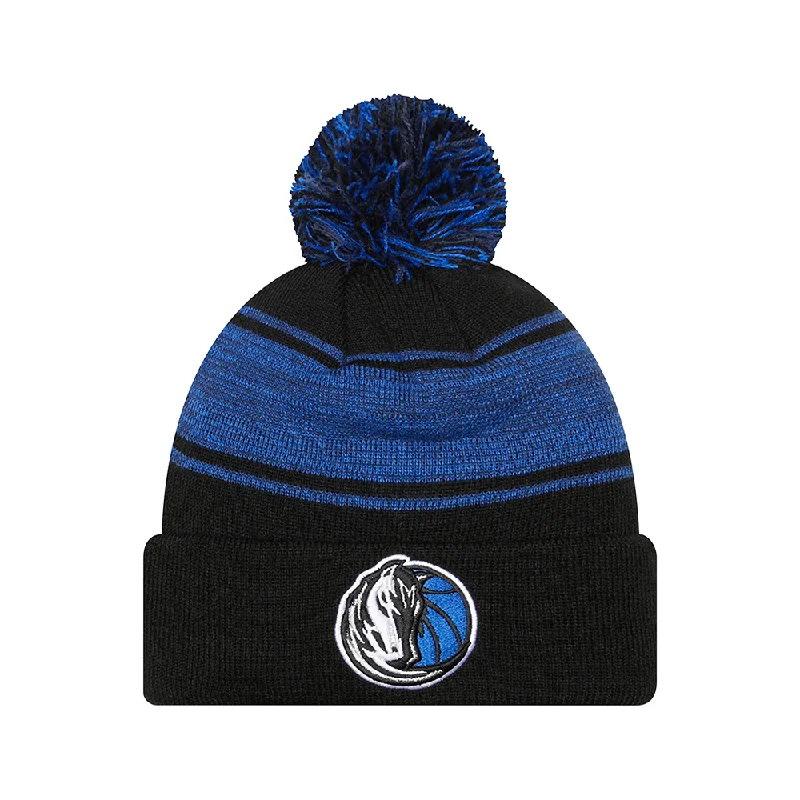 DALLAS MAVERICKS NEW ERA 2022 YOUTH HORSEHEAD CHILLED BLACK POM KNIT