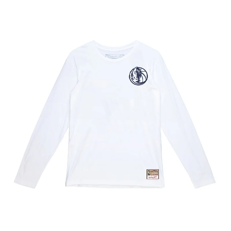 DALLAS MAVERICKS MITCHELL & NESS 2022 ALL FOUR ONE BIG BACK WHITE LONGSLEEVE TEE