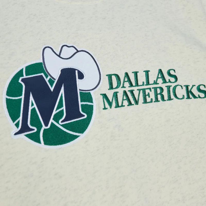 DALLAS MAVERICKS MITCHELL & NESS BEIGE M-HAT CREWNECK SWEATSHIRT