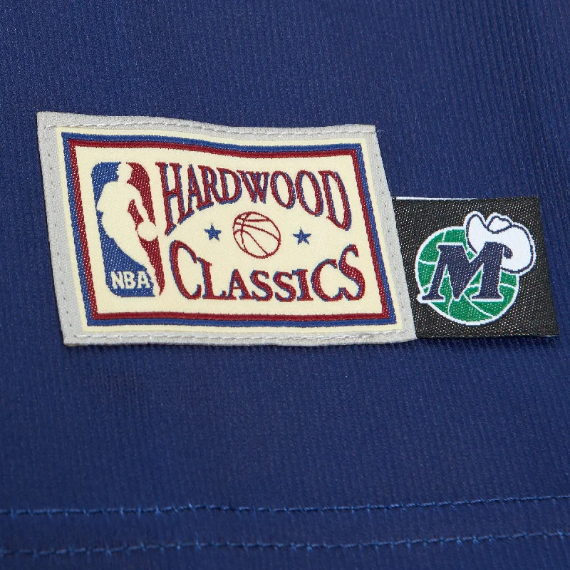 DALLAS MAVERICKS MITCHELL & NESS 23 BIG M-HAT HOCKEY TOP