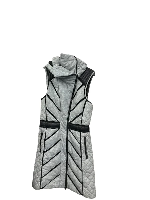 Vest Puffer & Quilted By Clothes Mentor In Grey, Size: M