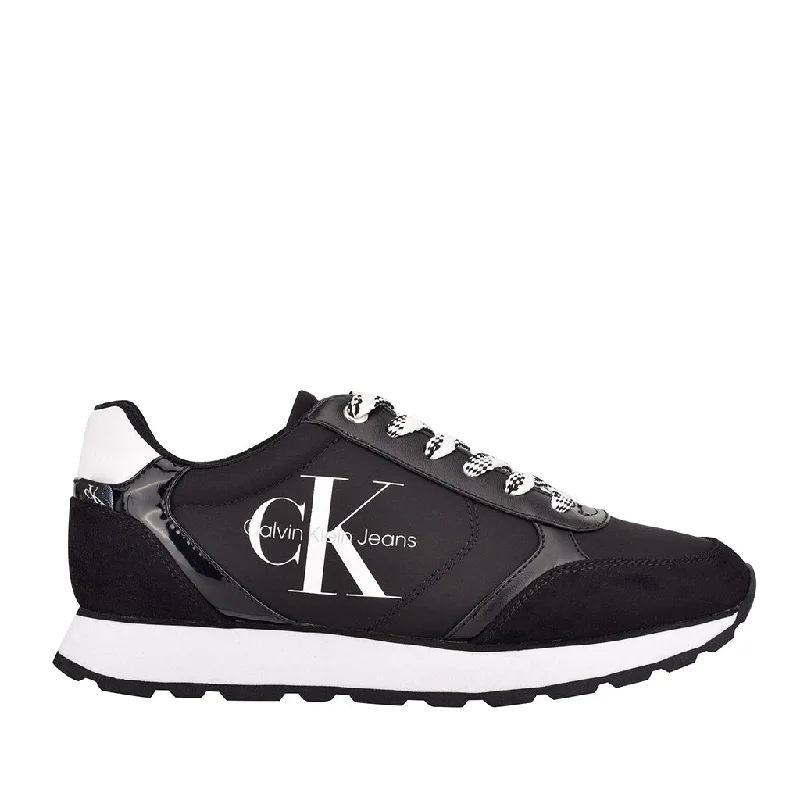 Calvin Klein Women's Cayle in Black/White