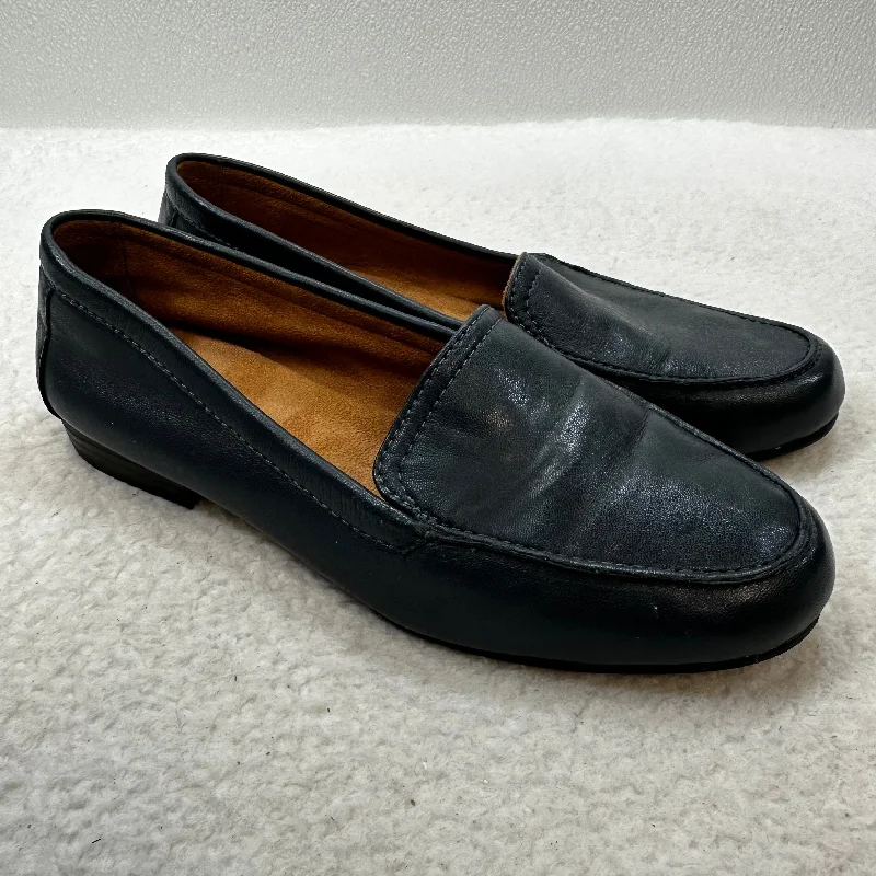 Navy Shoes Flats Ballet Naturalizer, Size 6.5