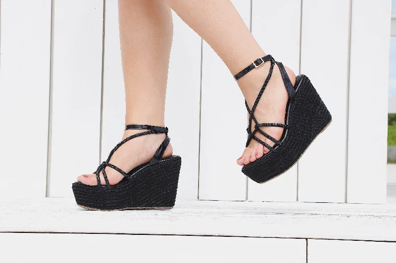 Bella Black Wedges