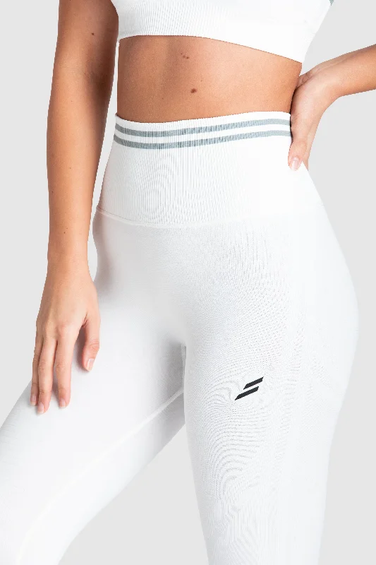 DYE Scrunch Seamless Leggings - Bright White