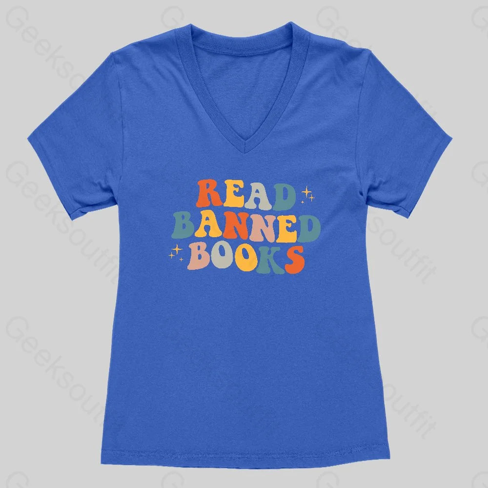 READ BANNED BOOKS Women's V-Neck T-shirt